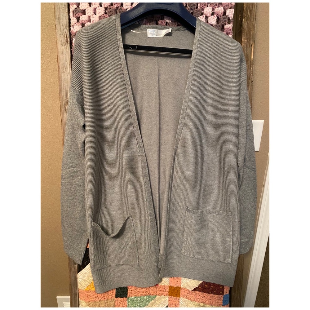 Bundle of 2 cardigan sweaters!